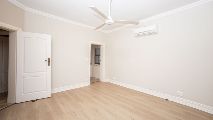 To Let 4 Bedroom Property for Rent in Nahoon Eastern Cape